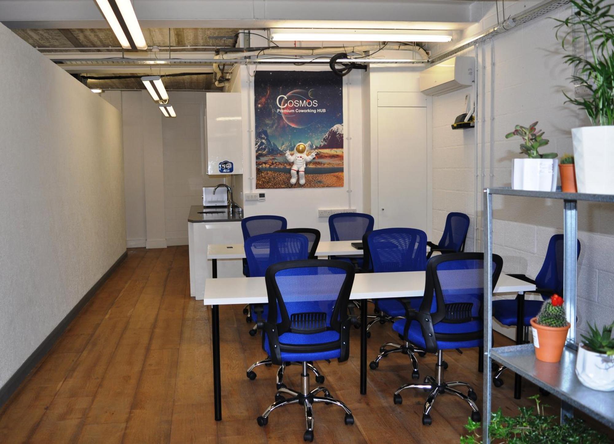Cosmos Capsule Coworking London Hotel Exterior foto
