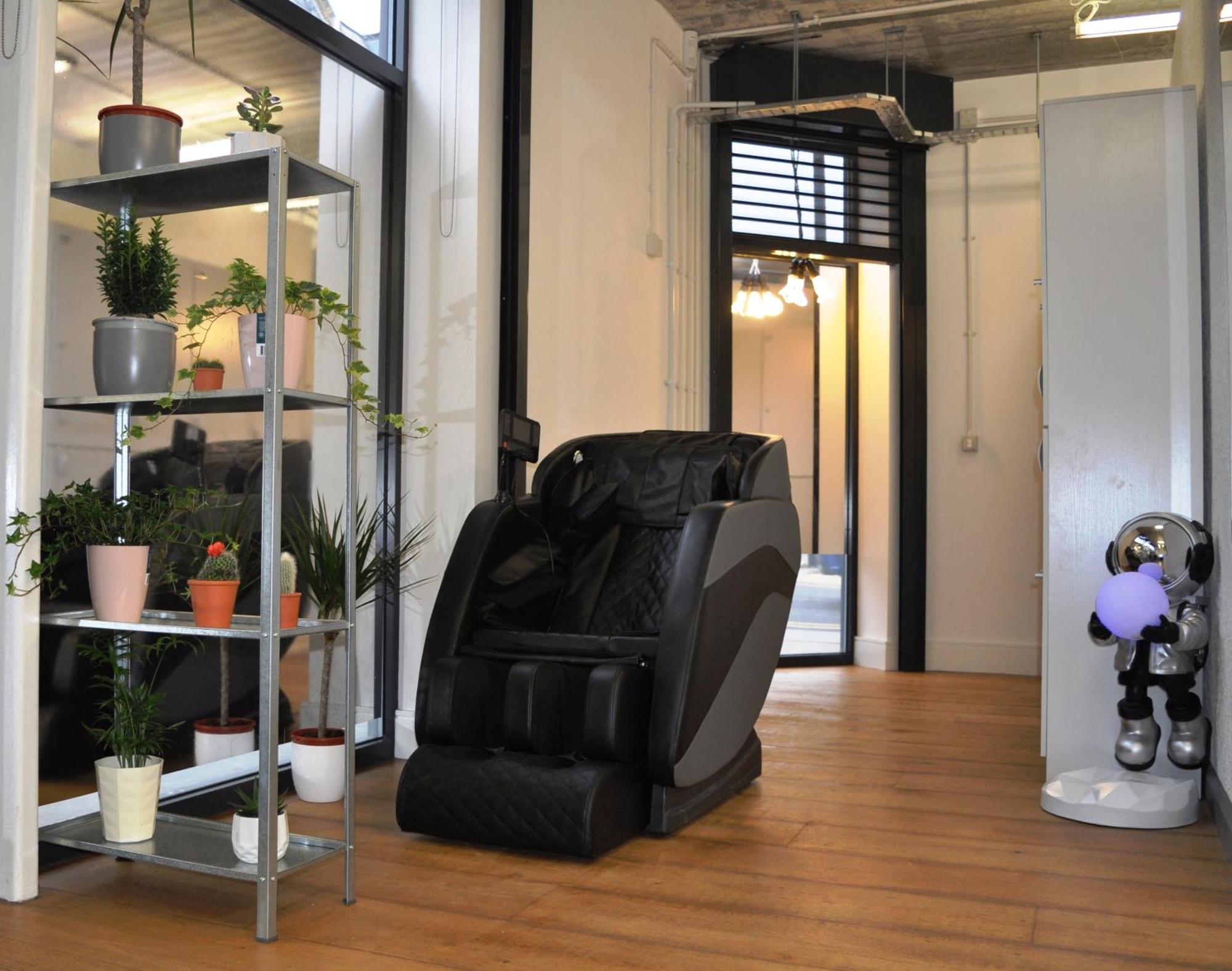 Cosmos Capsule Coworking London Hotel Exterior foto